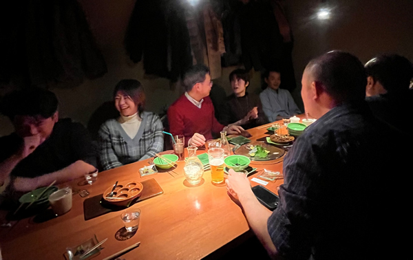 忘年会を開催しました